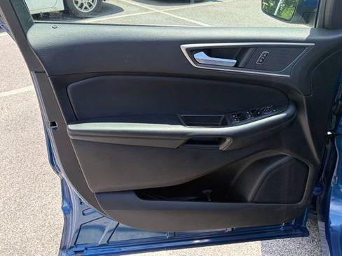 Used 2024 Ford Edge SEL AWD/4WD image 11
