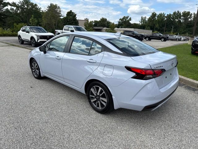 Used 2025 Nissan Versa SV w/ Trunk Package FWD image 29