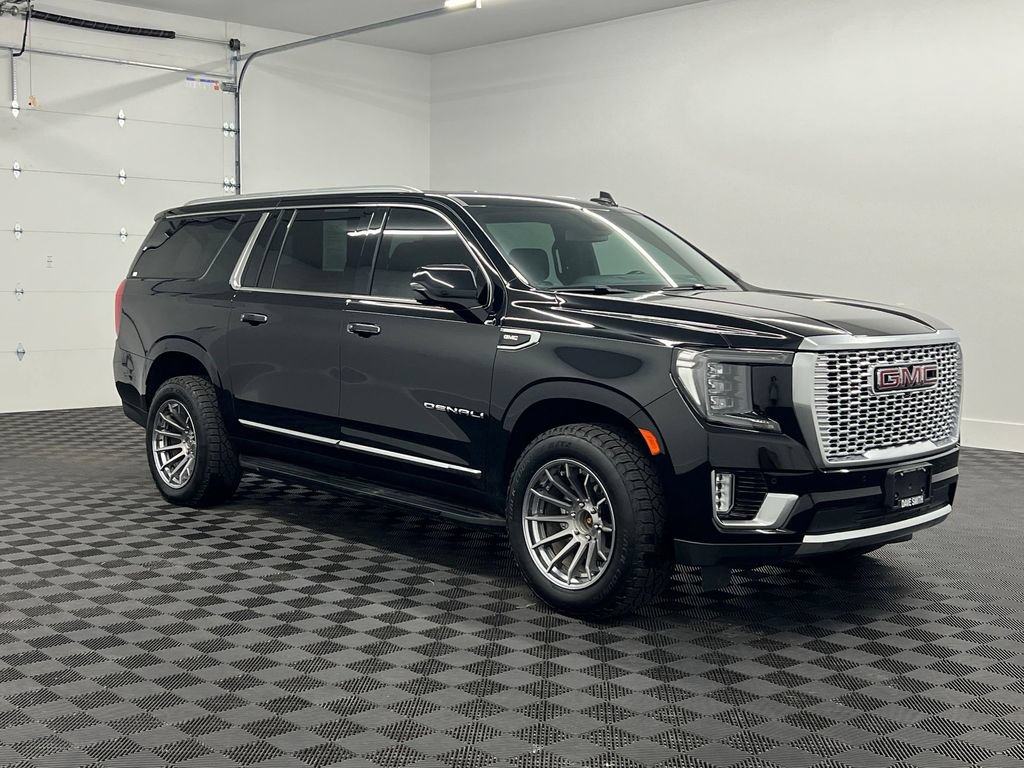 Used 2024 GMC Yukon XL Denali AWD/4WD image 6