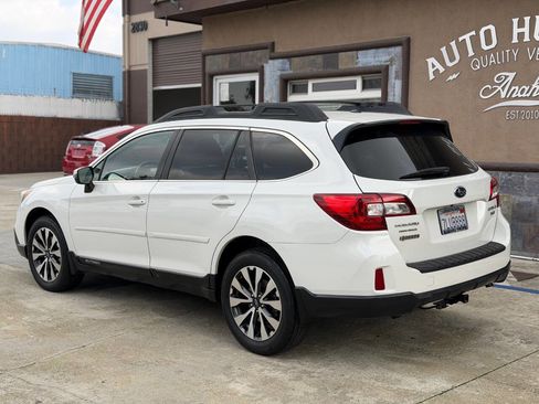 Used 2015 Subaru Outback 3.6R Limited image 7