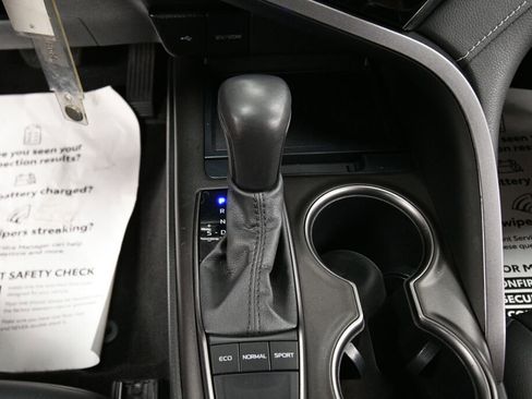 Certified 2023 Toyota Camry SE image 16