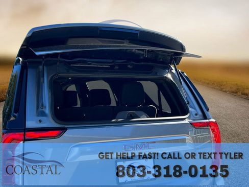 Used 2023 GMC Yukon Denali image 37
