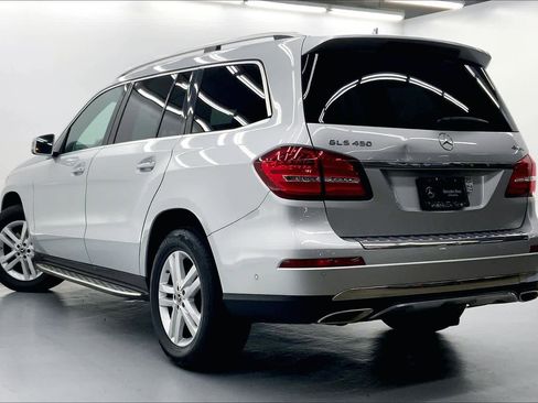 Used 2019 Mercedes-Benz GLS 450 4MATIC image 2