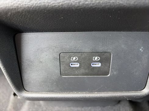 Used 2025 Nissan Rogue SV FWD image 45