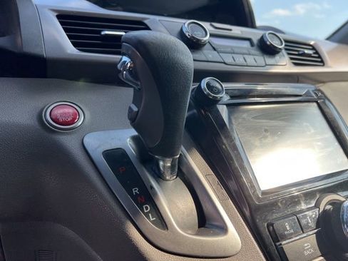 Used 2016 Honda Odyssey SE image 19