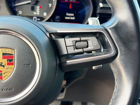 Used 2022 Porsche Macan Base image 41