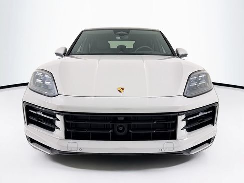 New 2026 Porsche Cayenne Coupe AWD/4WD image 6