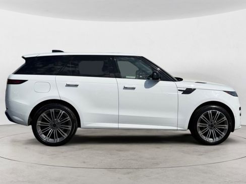 New 2026 Land Rover Range Rover Sport Dynamic SE AWD/4WD image 3
