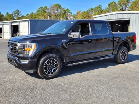 Used 2022 Ford F150 XLT w/ Equipment Group 302A High image 3