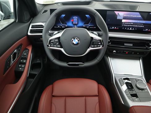 Certified 2025 BMW 330i Sedan w/ Premium Package image 11