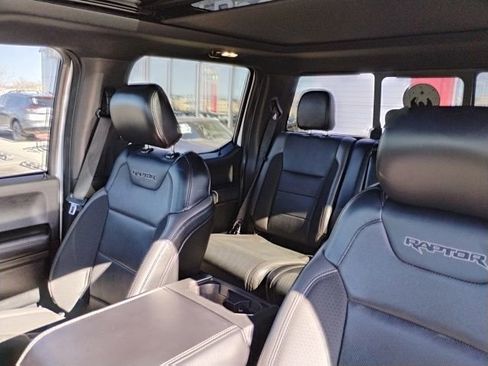 Used 2019 Ford F150 Raptor w/ Equipment Group 802A Luxury AWD/4WD image 12