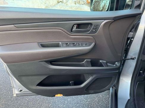 Used 2018 Honda Odyssey EX-L image 15