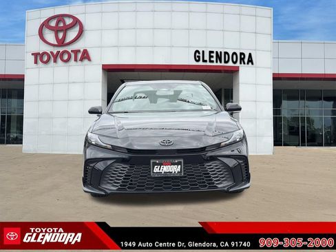 New 2026 Toyota Camry SE FWD image 3