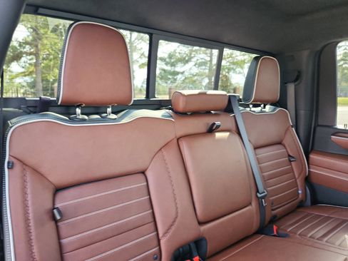 Certified 2025 GMC Sierra 2500 Denali Ultimate image 13