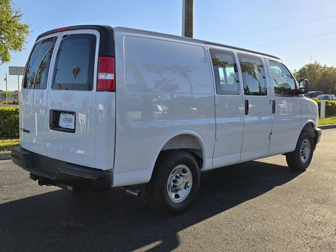 New 2025 Chevrolet Express 2500 w/ Driver Convenience Package image 4