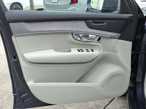 New 2026 Volvo XC90 B6 Ultra w/ Protection Package AWD/4WD image 13