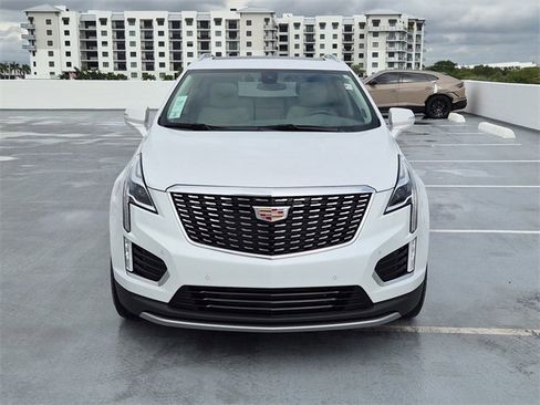 Used 2023 Cadillac XT5 Premium Luxury image 8
