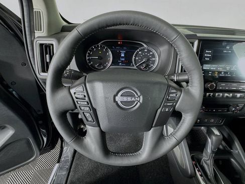 New 2025 Nissan Frontier SV w/ SV Convenience Package image 11