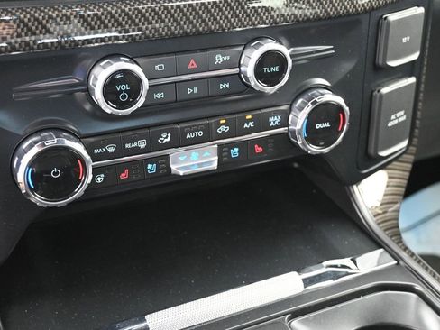 New 2025 Ford F150 Lariat w/ Equipment Group 502A High image 22