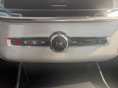New 2026 Volvo XC90 B6 Ultra w/ Protection Package Premier AWD/4WD image 20
