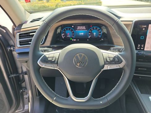 New 2026 Volkswagen Atlas SE image 21