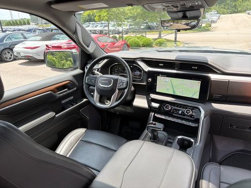 Used 2023 GMC Sierra 1500 Denali w/ Denali Reserve Package AWD/4WD image 38