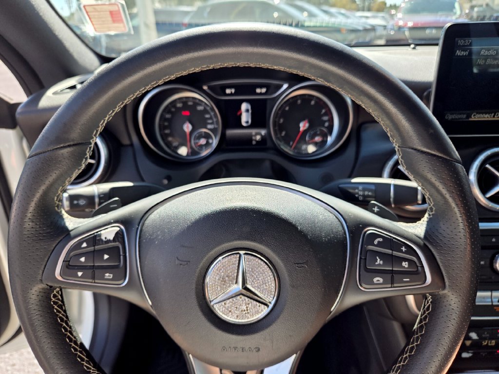 Used 2018 Mercedes-Benz CLA 250 4MATIC image 29