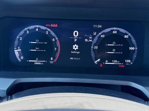 Certified 2024 Toyota Tacoma TRD Off-Road AWD/4WD image 18