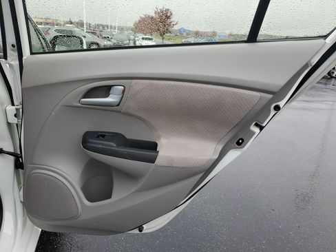 Used 2013 Honda Insight image 31