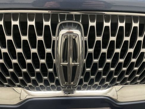 Used 2020 Lincoln Aviator Reserve w/ Equipment Group 202A AWD/4WD image 27