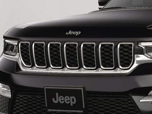 New 2025 Jeep Grand Cherokee Limited image 15