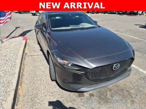 Used 2019 MAZDA MAZDA3 Hatchback w/ Preferred Package image 3