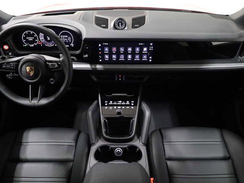 Certified 2025 Porsche Cayenne Coupe AWD/4WD image 26