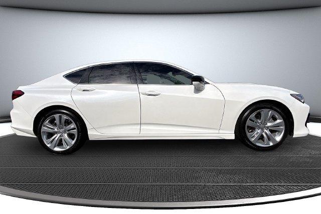 Used 2023 Acura TLX w/ Technology Package FWD image 4