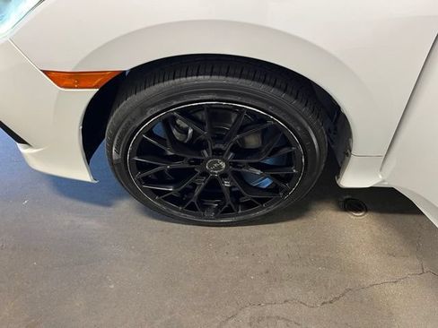 Used 2020 Honda Civic Sport image 30