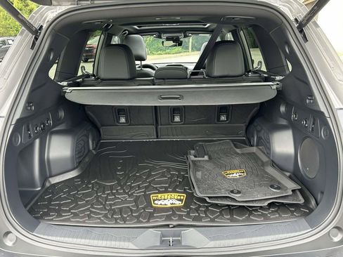 Certified 2026 Subaru Forester Wilderness w/ Wilderness Plus Package AWD/4WD image 9