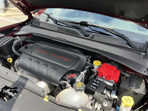 Used 2021 Jeep Compass Latitude AWD/4WD image 25