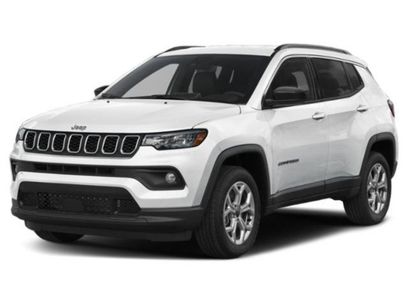 Used 2025 Jeep Compass Latitude