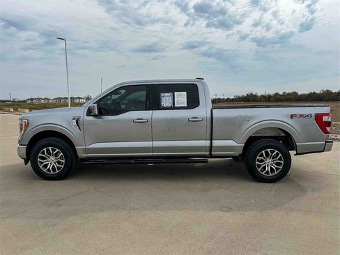 Used 2022 Ford F150 Lariat w/ Trailer Tow Package image 6