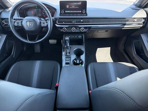 Used 2025 Honda Civic Sport image 15