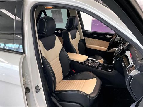 Used 2018 Mercedes-Benz GLE 43 AMG 4MATIC image 11