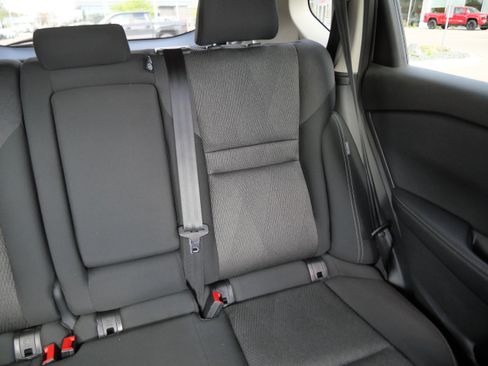 Used 2025 Nissan Rogue SV AWD/4WD image 14