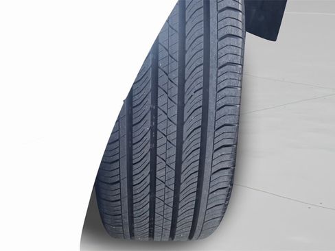 Certified 2025 Toyota Camry SE w/ Convenience Package image 4