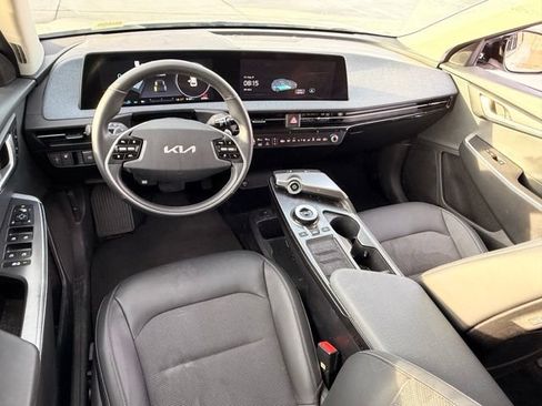 Used 2024 Kia EV6 Light RWD image 8