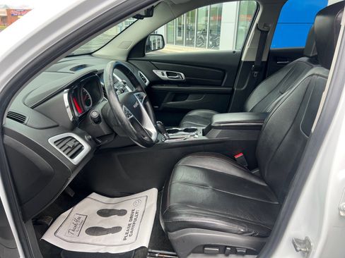 Used 2017 GMC Terrain SLT w/ Driver Alert Package I AWD/4WD image 8