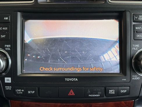 Used 2012 Toyota Highlander Limited w/ Tow Pkg image 15