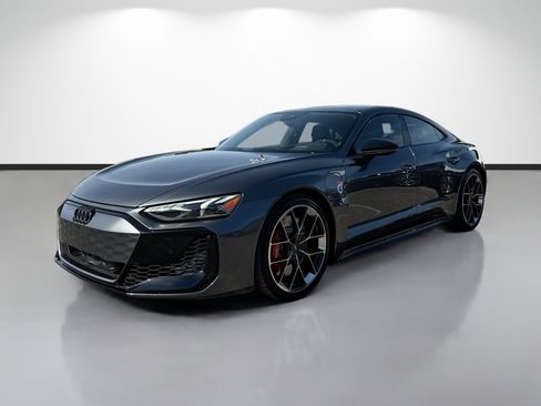 New 2026 Audi RS e-tron GT performance image 7