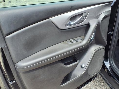 Certified 2023 Chevrolet Blazer LT w/ Convenience Package image 5