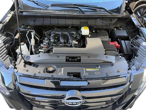 New 2025 Nissan Pathfinder Platinum w/ Black Appearance Package image 18