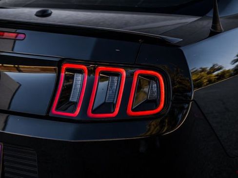 Used 2013 Ford Mustang GT Premium image 47